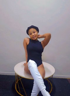 Vennesa - escort in Al Juffair Photo 3 of 5