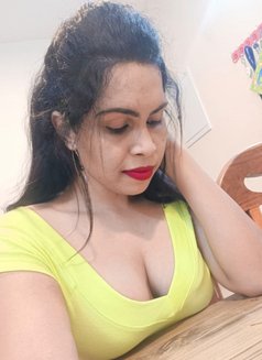 Vennila Fully Operated Transgender - Acompañantes transexual in Chennai Photo 4 of 9