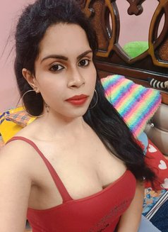 Vennila Here - Acompañantes transexual in Chennai Photo 6 of 8