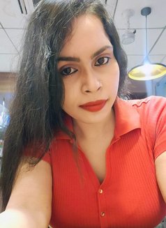 Vennila Nesapakkam - Transsexual adult performer in Chennai Photo 2 of 7