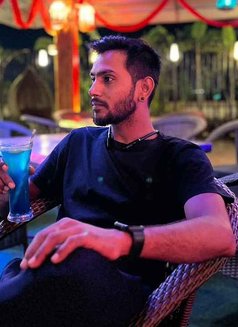 Venom - Male escort in New Delhi Photo 4 of 4