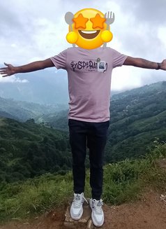 Venom - Acompañantes masculino in New Delhi Photo 1 of 11