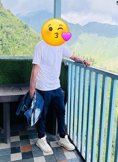 Venom - Acompañantes masculino in New Delhi Photo 5 of 11