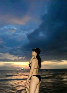 Venomena - Transsexual adult performer in Bali Photo 7 of 8