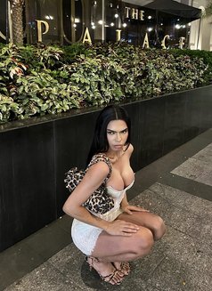 Venomous Kate - Transsexual escort in Makati City Photo 3 of 8