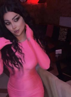Vanessa - Transsexual escort in Beirut Photo 4 of 11