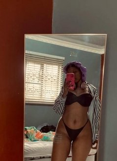 Venus in Ecr - escort in Chennai Photo 1 of 5