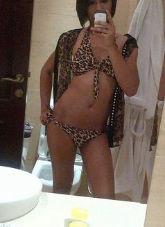 Venus Montecarlo - Transsexual escort in Al Manama Photo 1 of 8