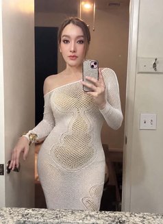 Venus Sexy Ladyboy From Thailand - Acompañantes transexual in Ajmān Photo 10 of 11