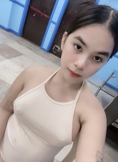 Venuz De Luna - Transsexual escort in Manila Photo 2 of 7