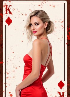 Vera blonde - puta in Dubai Photo 8 of 11