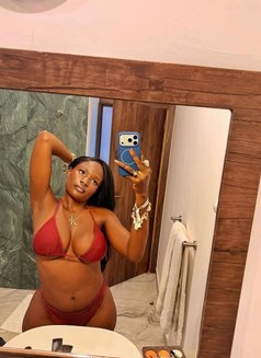 Vera - escort in Ajmān Photo 6 of 6