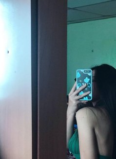 Vera - escort in Mumbai Photo 3 of 3