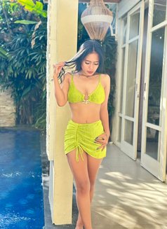 Vera - puta in Bali Photo 3 of 8