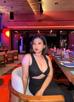 Vera - escort in Bali Photo 4 of 5