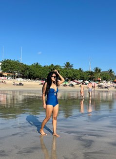 Vera - adult performer in Bali Photo 6 of 7