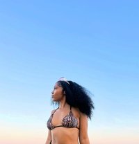 vera - puta in Bali