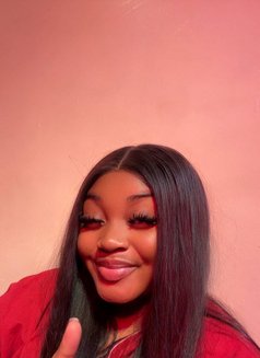 Vera - escort in Guangzhou Photo 1 of 5