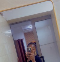 Vera - escort in Accra