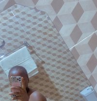 Vera - escort in Accra