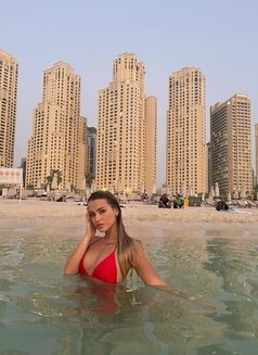 Vera - escort in Dubai Photo 5 of 6