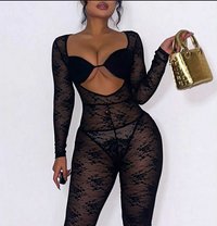 Verie - escort in London Photo 1 of 2