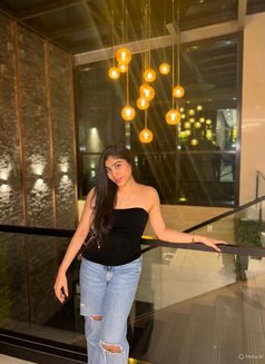 Verifie high profile indian & Russian - escort in Gurgaon Photo 4 of 6