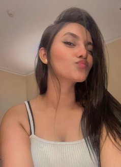 Verified High Profile Indian - puta in Gurgaon Photo 3 of 5