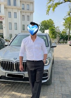 Verified β it's sandy - Male escort in Chandigarh Photo 6 of 8