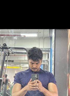 Verified Manish - Male escort in Colombo Photo 9 of 9