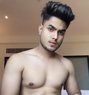 Verified profile only for male - Acompañantes masculino in New Delhi Photo 14 of 17