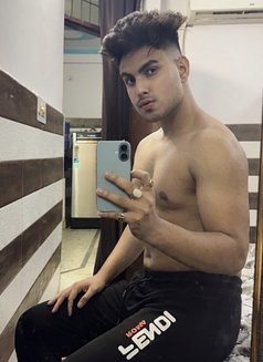 Verified profile only for male - Male escort in New Delhi Photo 9 of 15
