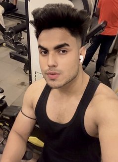 Verified profile only for male - Male escort in New Delhi Photo 10 of 15