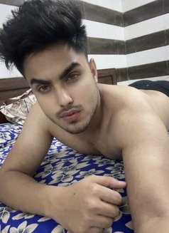 Verified profile only for male - Male escort in New Delhi Photo 13 of 15
