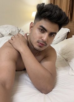 Verified profile only for male - Male escort in New Delhi Photo 14 of 15