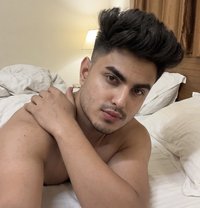 Verified profile only for male - Acompañantes masculino in New Delhi
