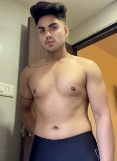 Verified profile only for male - Acompañantes masculino in Nagpur Photo 7 of 22