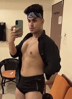 Verified profile only for male - Acompañantes masculino in Nagpur Photo 20 of 22