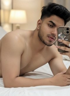 Verified profile only for male - Male escort in Ahmedabad Photo 7 of 14