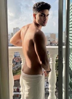 Verified profile only for male - Male escort in New Delhi Photo 12 of 17
