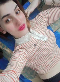 Veronica - Transsexual escort in New Delhi Photo 17 of 27