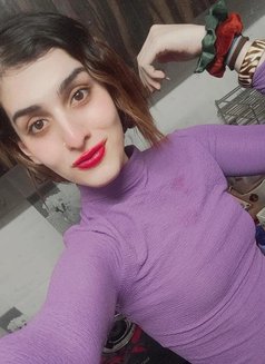 Veronica - Transsexual escort in New Delhi Photo 27 of 27