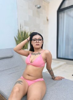 Veronica - escort in Bali Photo 22 of 28