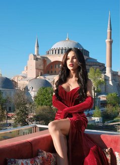 Veronica Kiss of Fire Goood Top and Bott - Transsexual escort in Dubai Photo 9 of 19