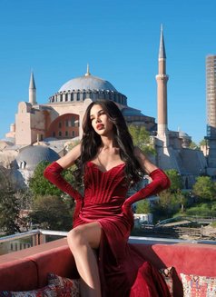 Veronica Kiss of Fire Goood Top and Bott - Transsexual escort in Dubai Photo 12 of 19