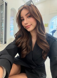 Hottest Veronica - escort in Seoul Photo 13 of 14