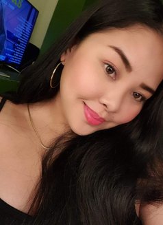 Veronica Sy - escort in Cebu City Photo 4 of 6