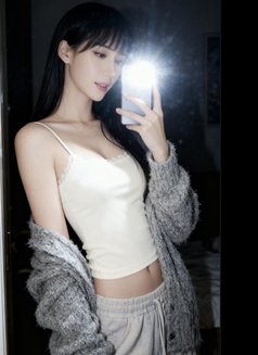 Veronica - escort in Bangkok Photo 6 of 13