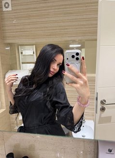 Veronica - escort in Rome Photo 1 of 8