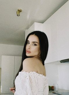 Veronica - escort in Rome Photo 5 of 8